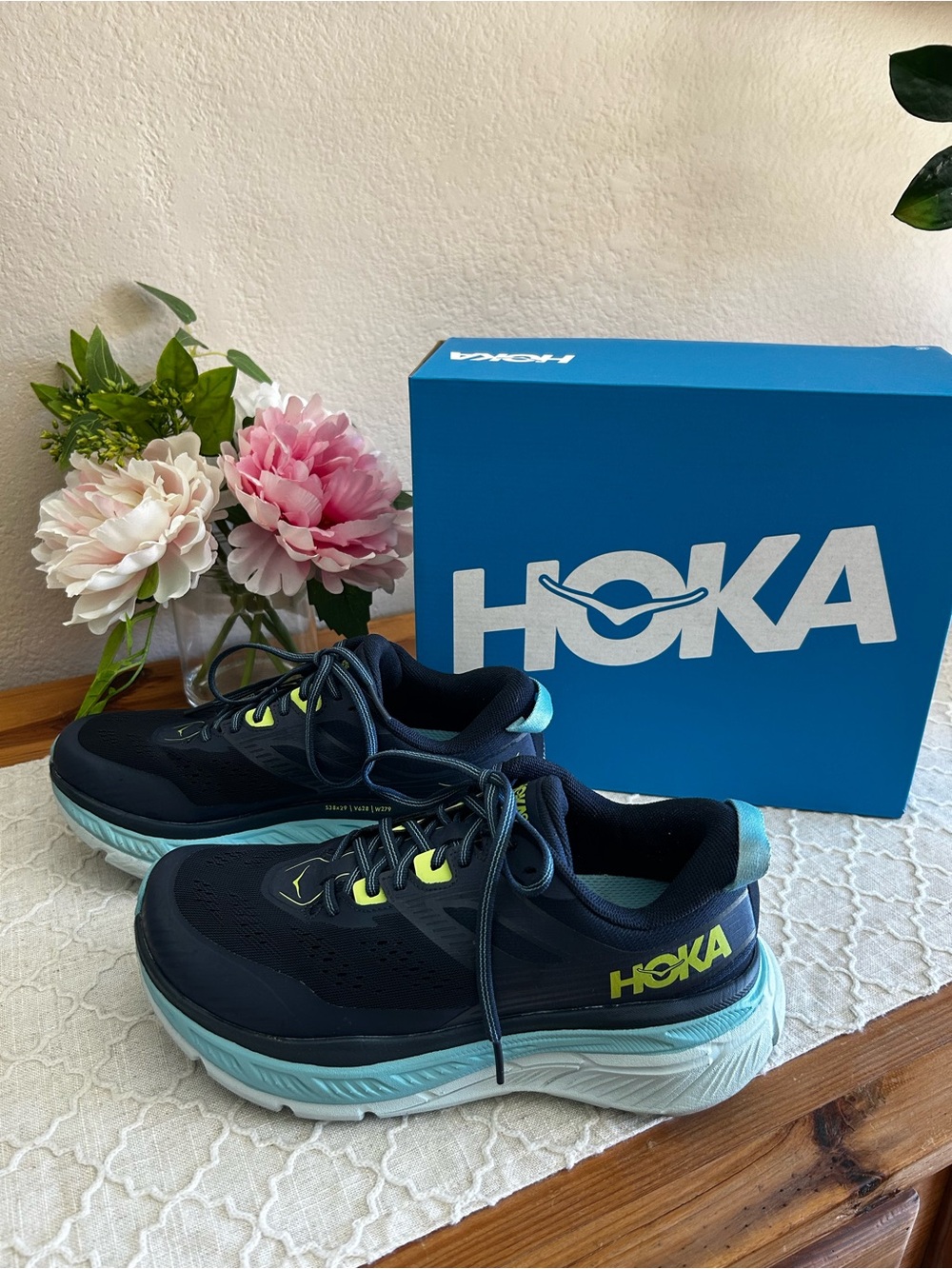 Hoka One One Stinson ATR 6 Women's Navy, Light Blue,Neon Yellow Running Shoes